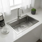 Évier simple en acier inox brossé 31-3/8 po x 20-5/8 po x 9"