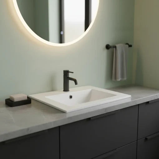 Lavabo encastré rectangulaire en porcelaine blanc lustré 24" x 18-1/10" x 6-4/5"