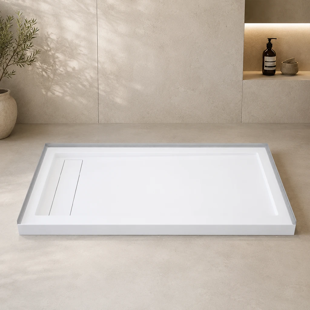 Base de douche rectangulaire avec drain linéaire latéral