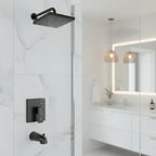 Ensemble de robinet de douche avec pomme carrée et bec de bain